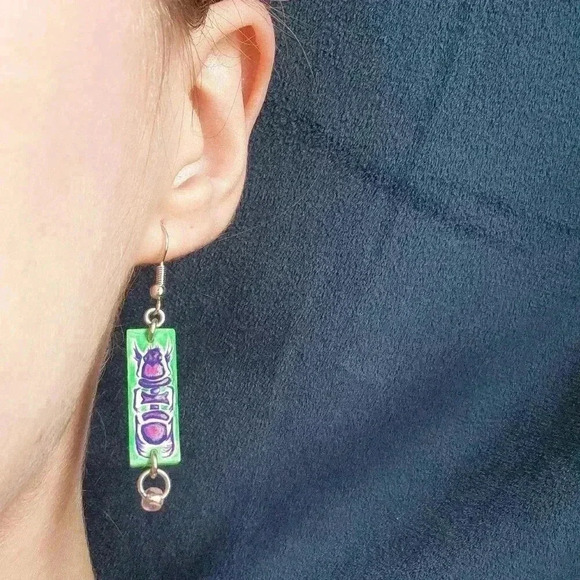 Garden fairy's lucky scarab long rectangular dangle earrings with  pink beads - Picture 3 of 7